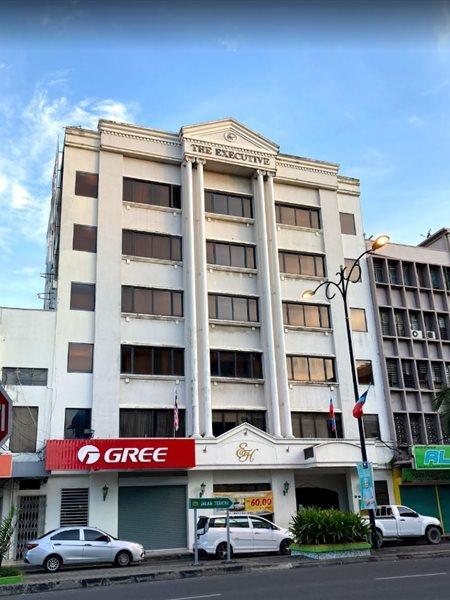 The Executive Hotel Lahad Datu Exterior foto