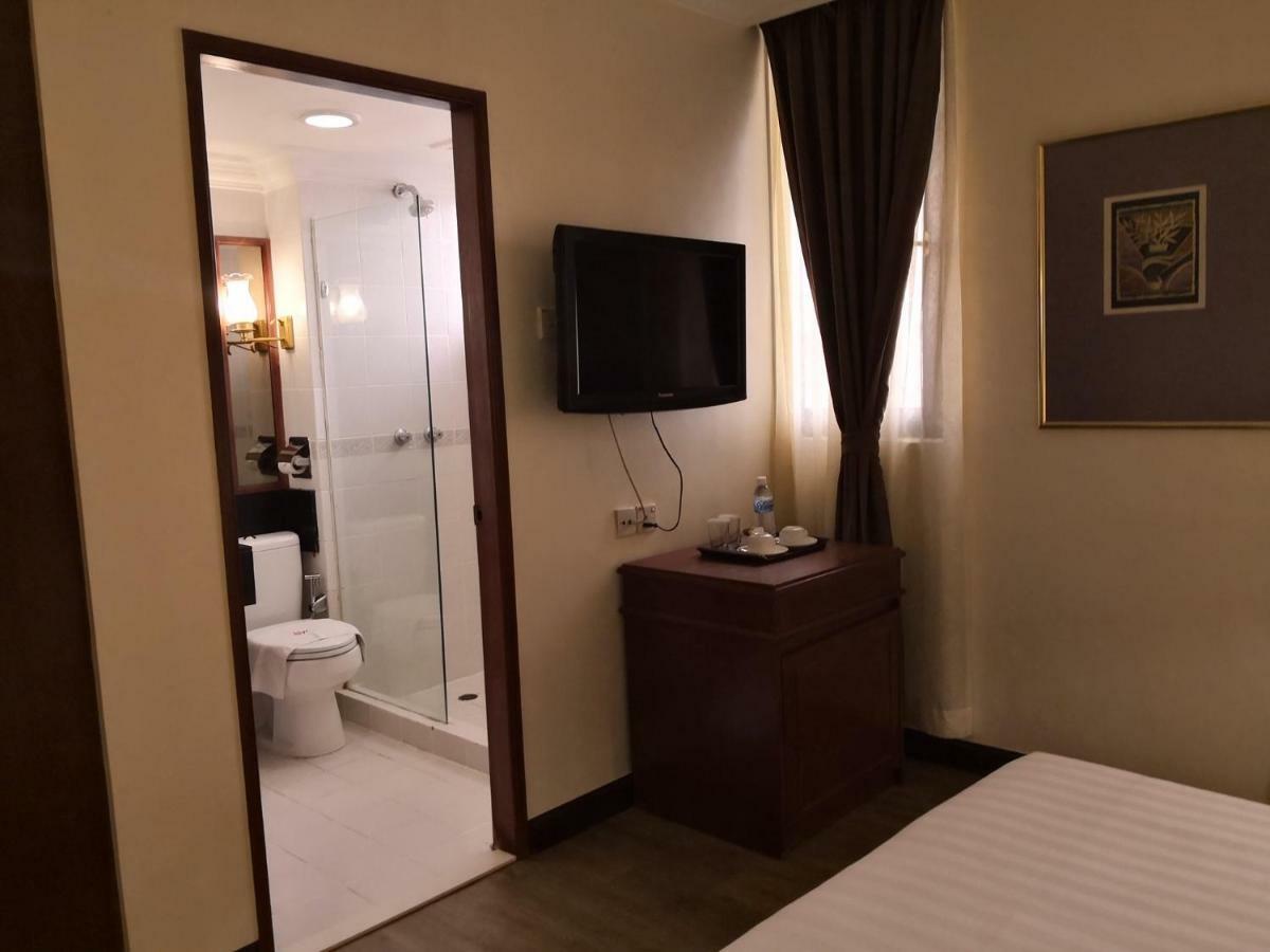 The Executive Hotel Lahad Datu Exterior foto