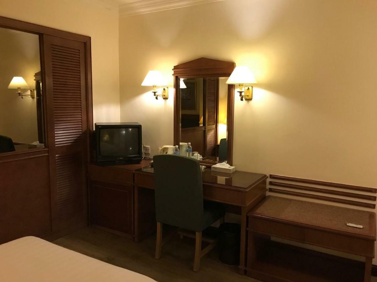 The Executive Hotel Lahad Datu Exterior foto